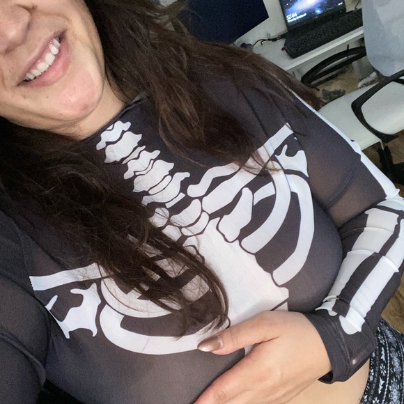 Skeleton crop top - Picture 2 of 3